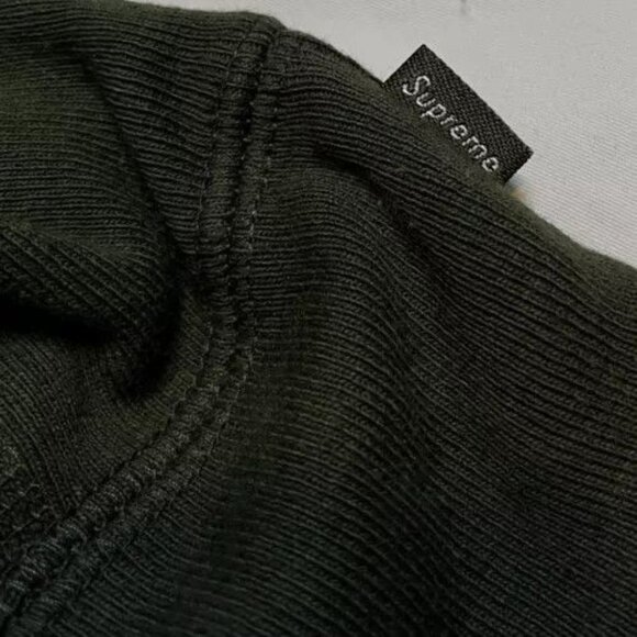 Supreme Futura Hooded Sweatshirt Dark Olive M - Picture 2 of 6